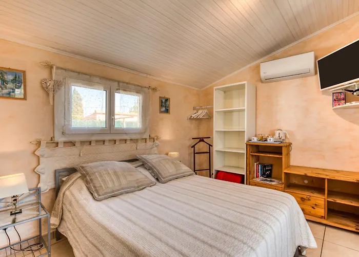 Bed & Breakfast Chez Gaston - 3*